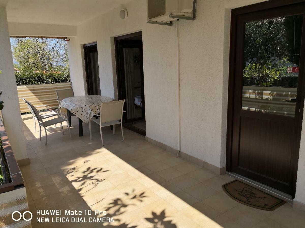 Apartmans Luce E Stella Malinska Exterior foto